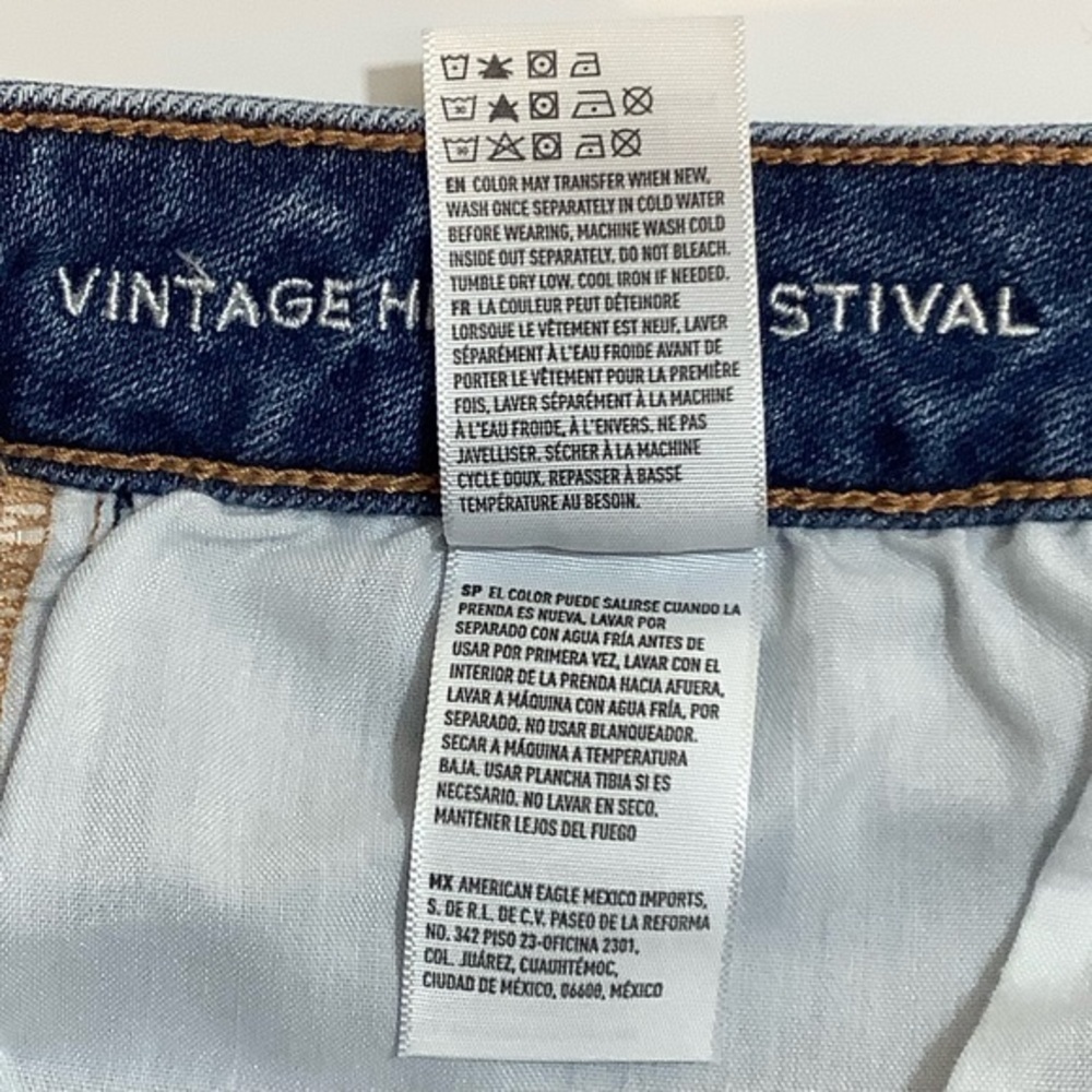 Vintage AE  hi rise festival Distressed “I love ya”  jean shorts SZ 8 EUC - Picture 10 of 14
